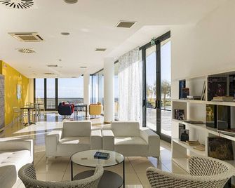 Esperia Palace Hotel & Resort Spa - Zafferana Etnea - Lounge
