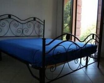 La Collina delle Streghe - Pianello Vallesina - Slaapkamer