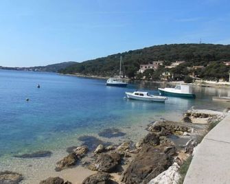 Apartment Surya - Rogoznica - Strand