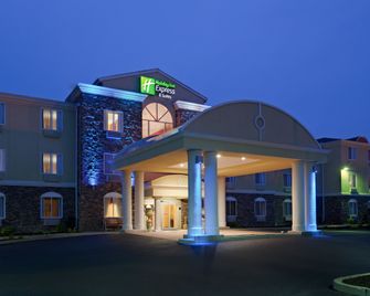 Holiday Inn Express & Suites Swansea By IHG - Swansea - Building