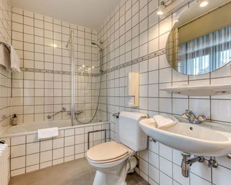 Hôtel Le Cor de Chasse - Saint-Hubert - Badkamer