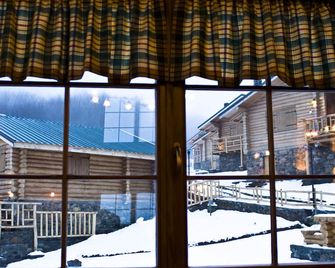 Sfendamos Wood Village - Науса - Балкон