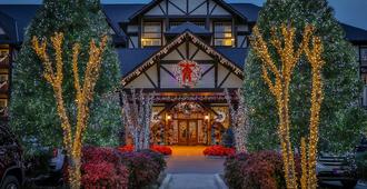 The Inn At Christmas Place - Pigeon Forge - Building