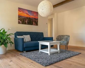 Pension Kleiner König - Pirna - Wohnzimmer