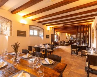 B&B Heritage Villa Apolon - Stari Grad - Restaurant