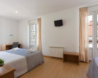 Hostal La Numantina - לוגרונו