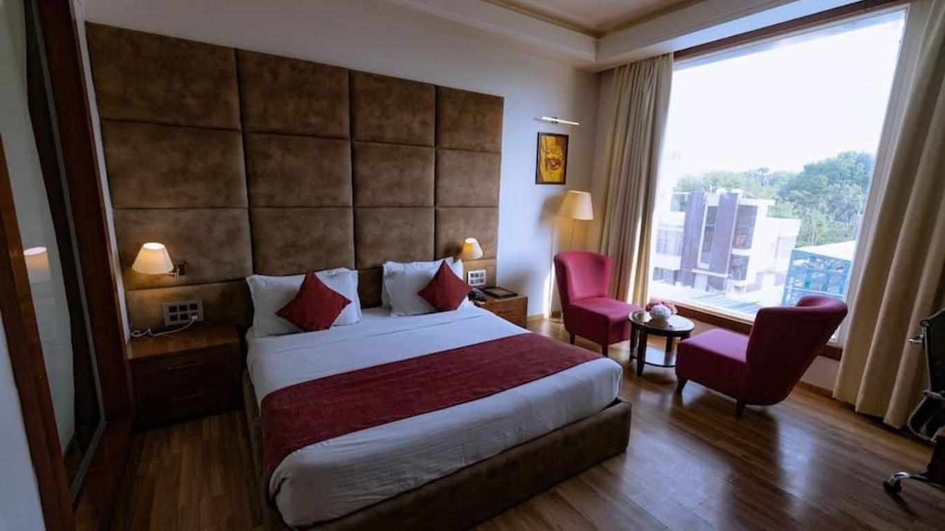 Millennium Inn