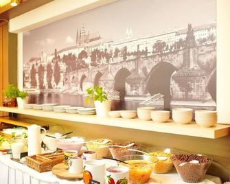 Charles Central - Praha - Buffet