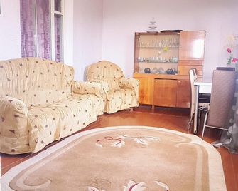 wine valley - Udabno - Sala de estar