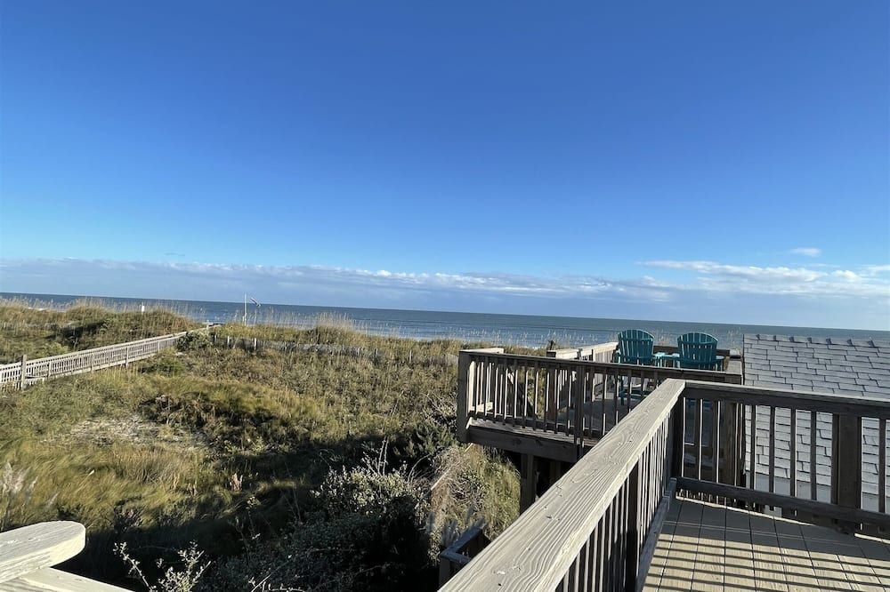 Outdoors view view of 39 Almost Heaven Studio Bedroom Condo by RedAwning