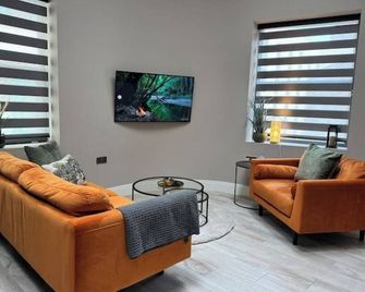 Chambers Residence | 2br | Peaceful & Elegant - Mánchester - Sala de estar