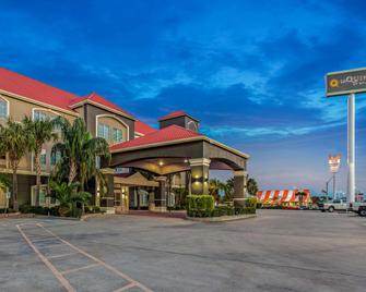 La Quinta Inn & Suites by Wyndham Corpus Christi Airport - Corpus Christi