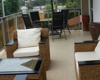 Wavecrest Hotel Gambia- Apartments - Serrekunda