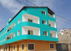 Okeanos Apartment 8 - Boa Vista - Building