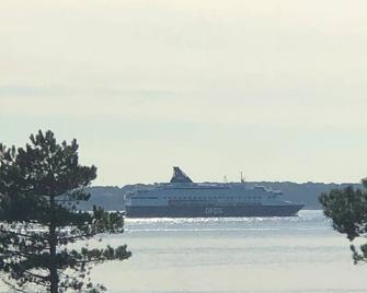 Studio apartment with sea views - Helsingborg