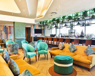 Holiday Inn Johannesburg - Rosebank By IHG - Johanesburgo - Lounge