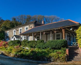 Little Fox Hotel - Torpoint - Gebäude