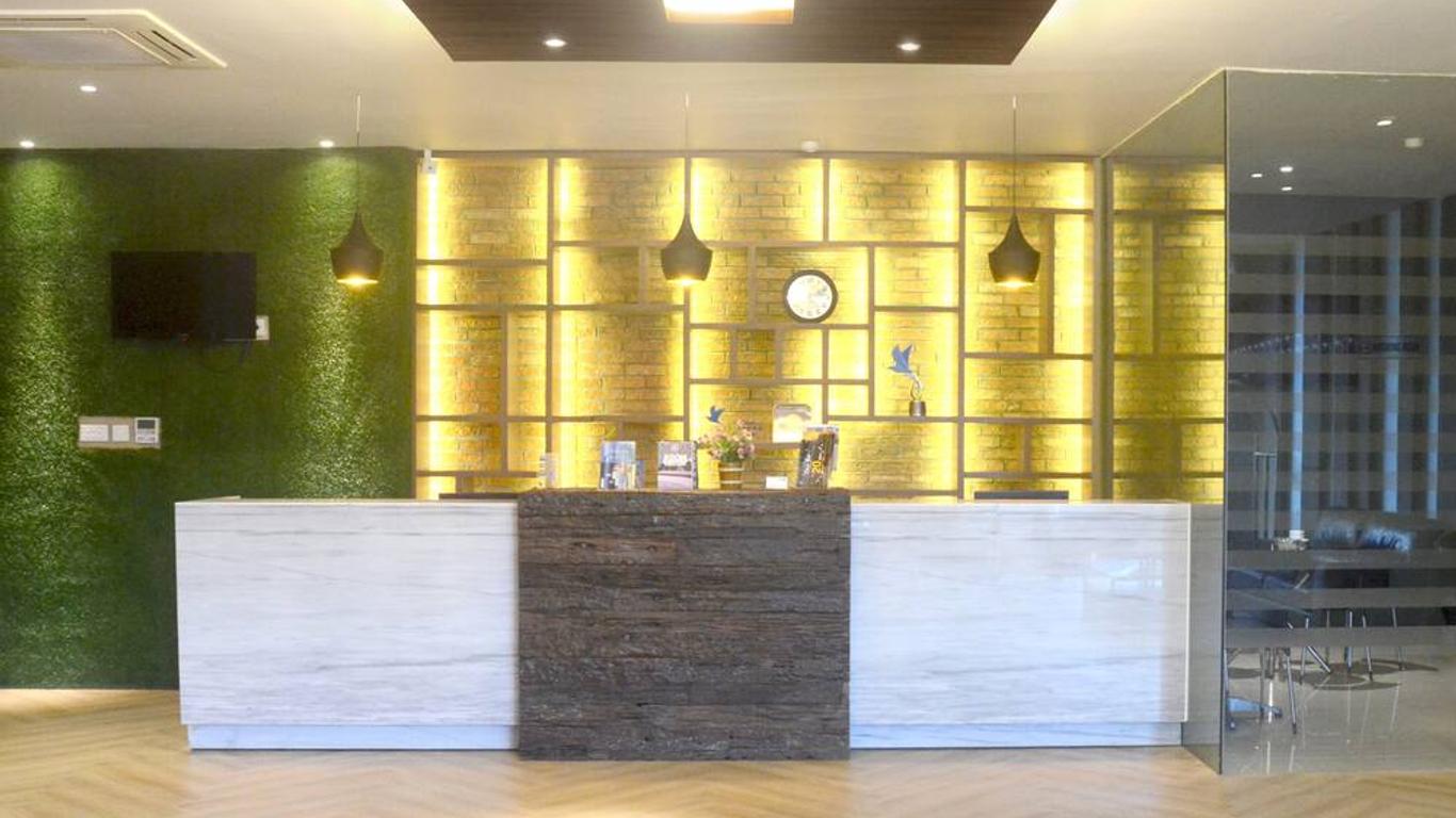 Hotel 88 Embong Kenongo - Kayun By Wh