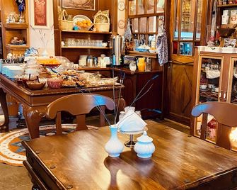 Meliteion Traditional Hotel - Aspraggeli - Bar