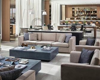 AC Hotel by Marriott Bloomington Mall of America - Bloomington - Lobby