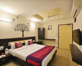 Sky Stays Skyland - Bopal - Bedroom