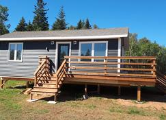 Beautiful New Cottage Minutes From Amazing Beautiful Beaches!! - Dalvay by the Sea - Rakennus