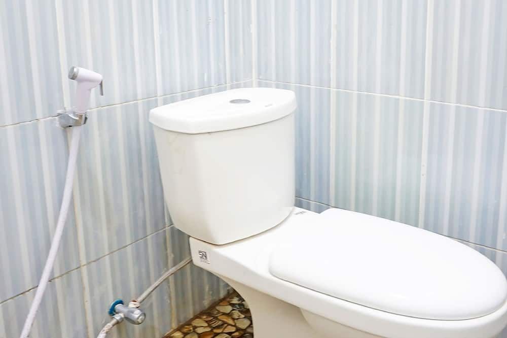 OYO Life 91571 Hotel Ss Bukit Cemara Syariah - Batu - Bad