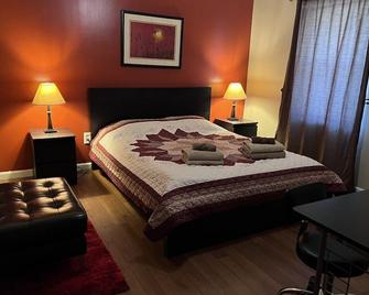 Ultra Spacious Penthouse - Apt 2 - 3 Combo -15 Mins From Nyc - Union City - Chambre