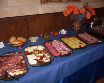 Hotel Boos - Worms - Buffet