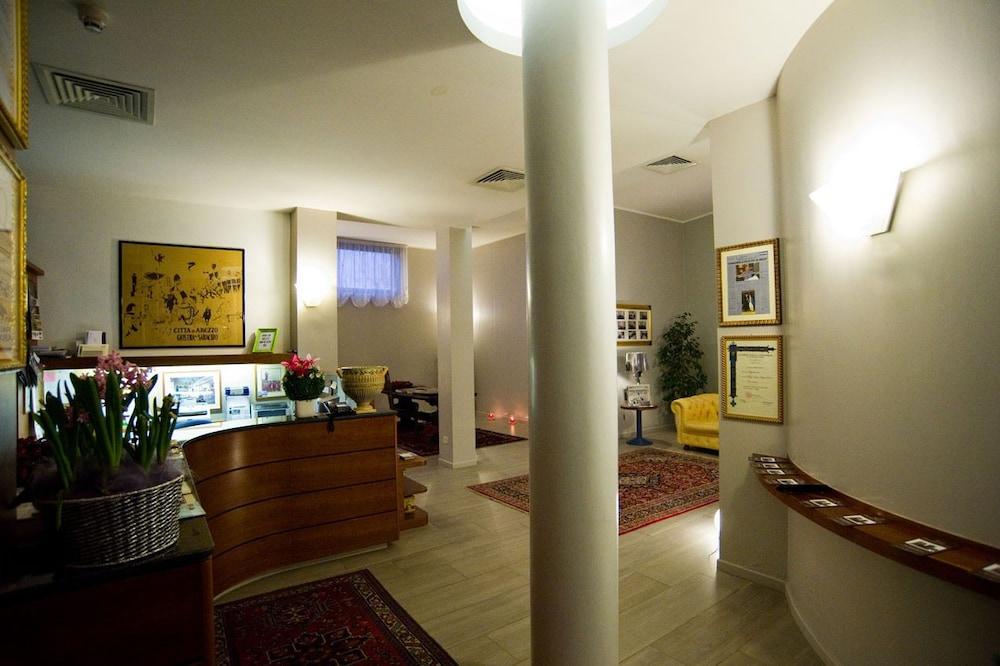 Hotel Piero della Francesca 102. Arezzo Hotel Deals Reviews KAYAK