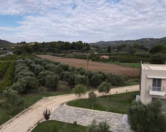 Vians Olympia Resort - Pýrgos - Outdoor view