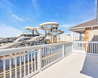 Large Beach House &front Waterpark - Keansburg - Balcón