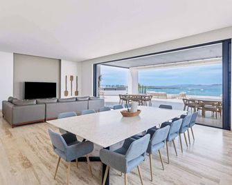 Live Aqua Private Residences La Paz - La Paz - Dining room
