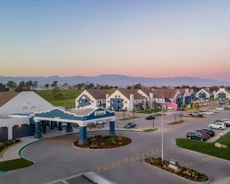 Staybridge Suites Oxnard - River Ridge by IHG - Oxnard - Gebäude
