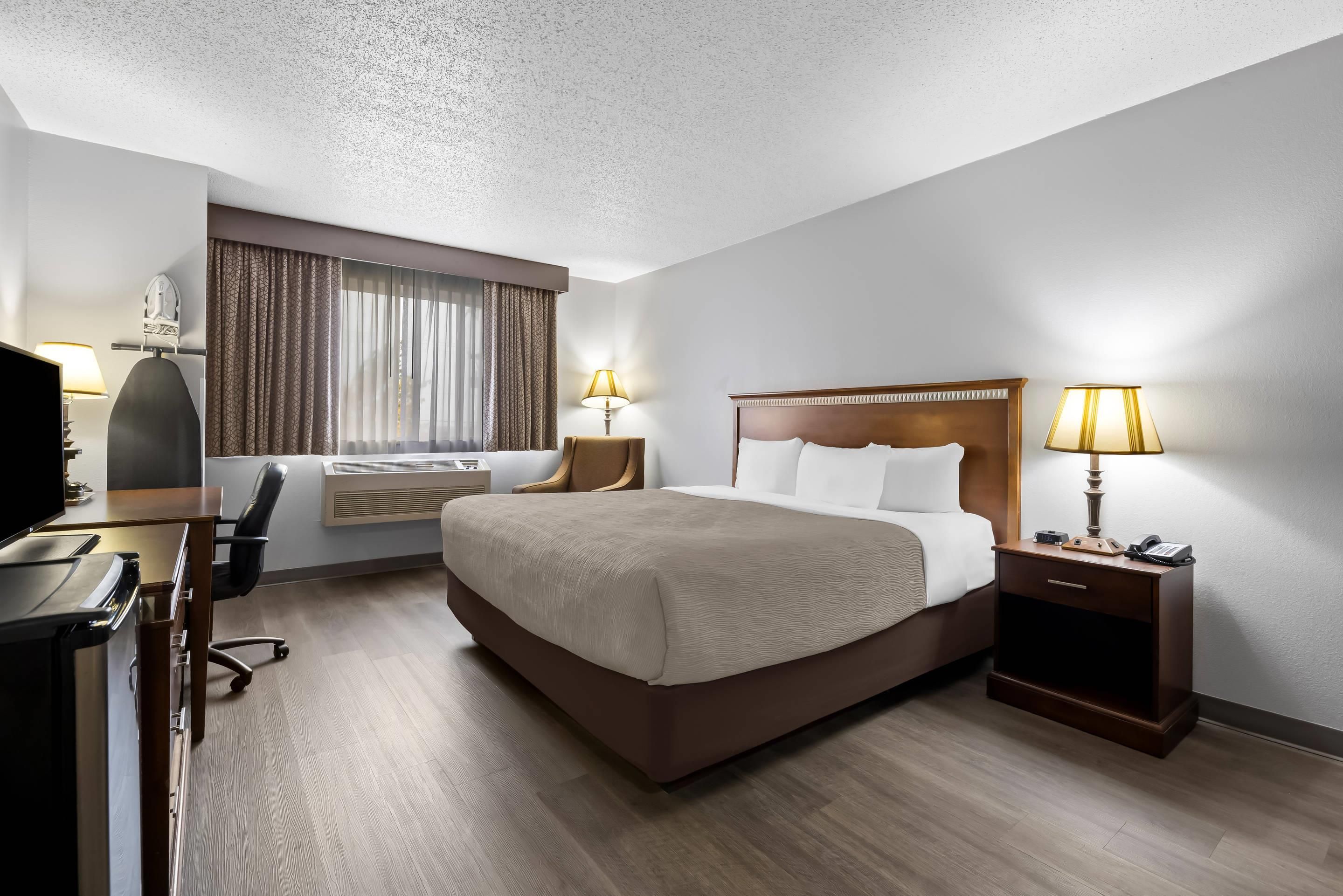 Quality Inn - Rapid City - Schlafzimmer