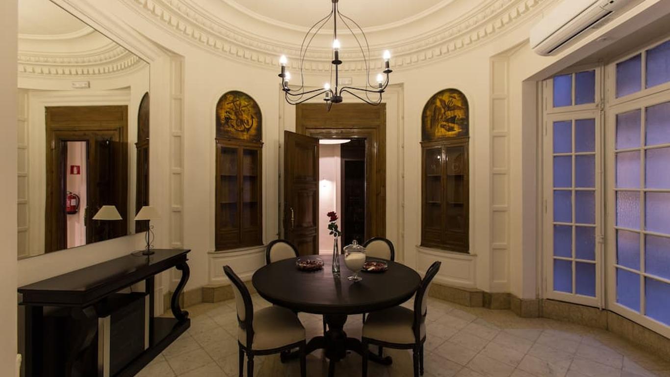 إزايلا بلازا كاتالونيا