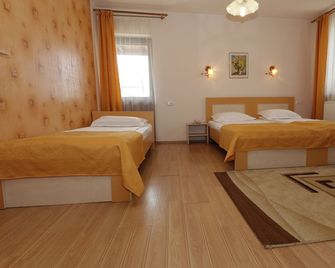 Pensiunea Maria - Floresti - Habitación