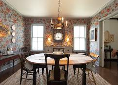 Historic Townhouse in Hudson, NY - Hudson - Dining room