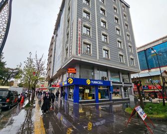 Otel Karaman - Tatvan - Edifício