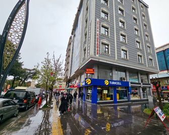 Otel Karaman - Tatvan - Building