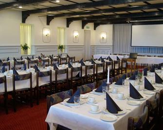 Hvalpsund Færgekro - Hvalpsund - Restaurante
