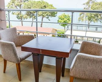 Grand Nicea Hotel - İznik - Balcony