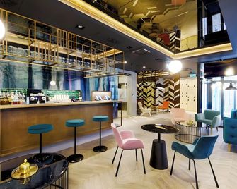 Kvihotel Budapest - Budapest - Bar
