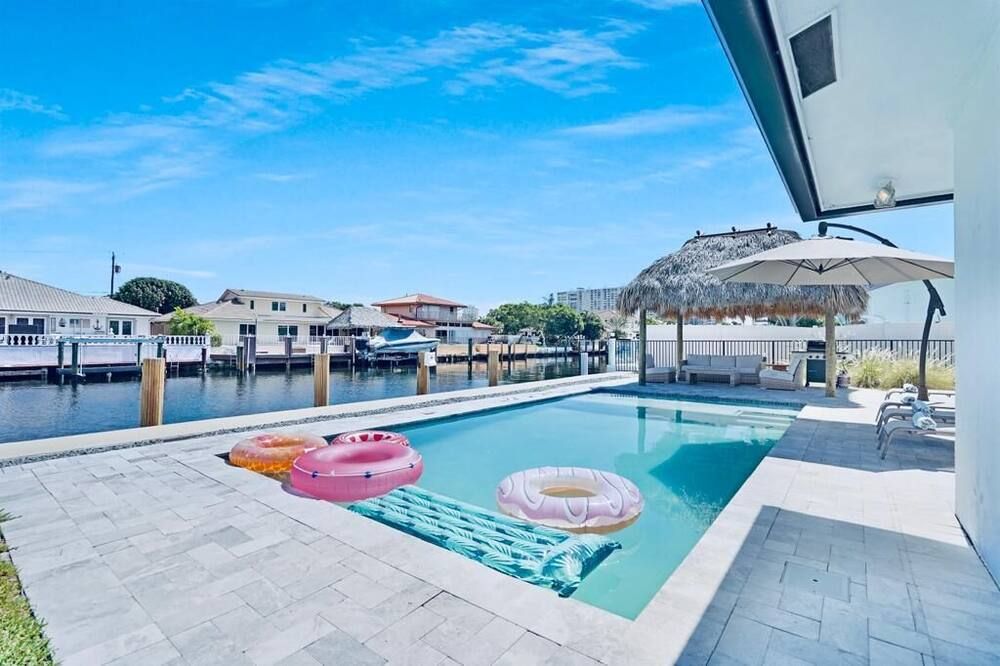 Walk to the Beach! Managed by BNR Vacation Rentals - فورت لاودردال - حوض السباحة