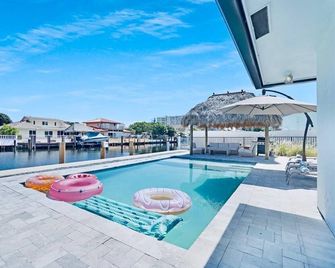 Walk to the Beach! Managed by BNR Vacation Rentals - Fort Lauderdale - Piscina