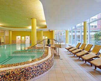 Lindner Hotel Dom Residence - Cologne - Pool