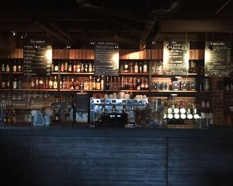 Hotel Mezzo - Salen - Bar