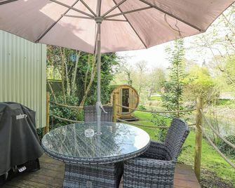 Damsel Shepherds Hut - Bury St. Edmunds - Patio