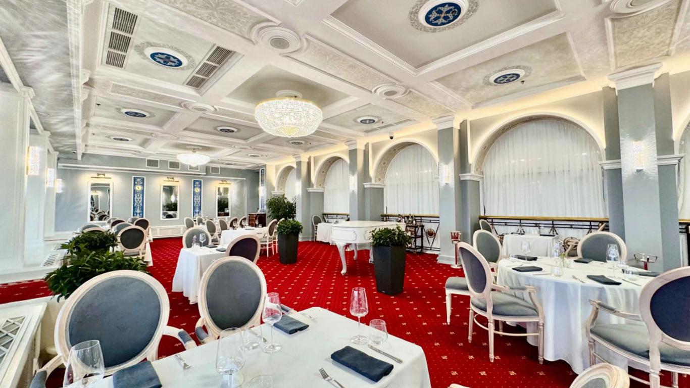 The Taleon Imperial Hotel