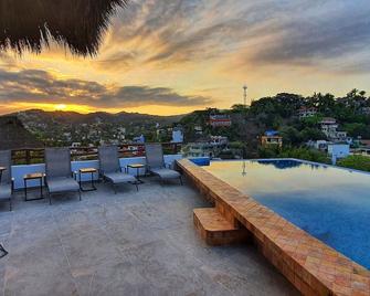 Casa Makawe Only Adults - Bahia de Banderas - Pool